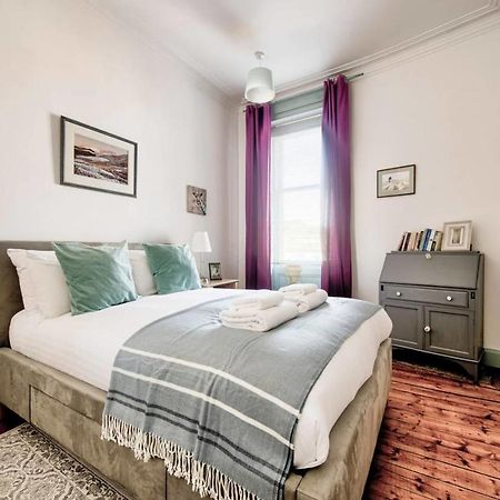 Guestready - Cosy Home 5 Minutes From Waverley! Edinburgh Ngoại thất bức ảnh