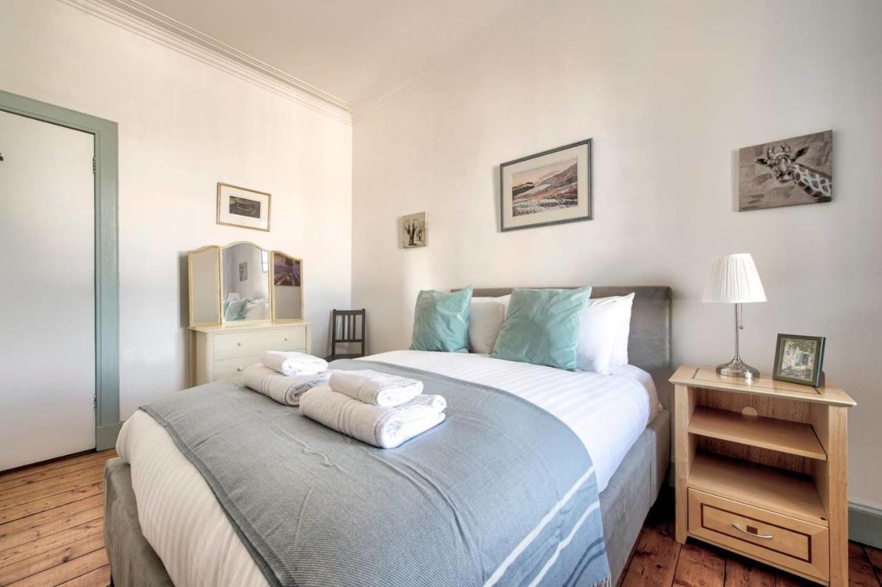 Guestready - Cosy Home 5 Minutes From Waverley! Edinburgh Ngoại thất bức ảnh